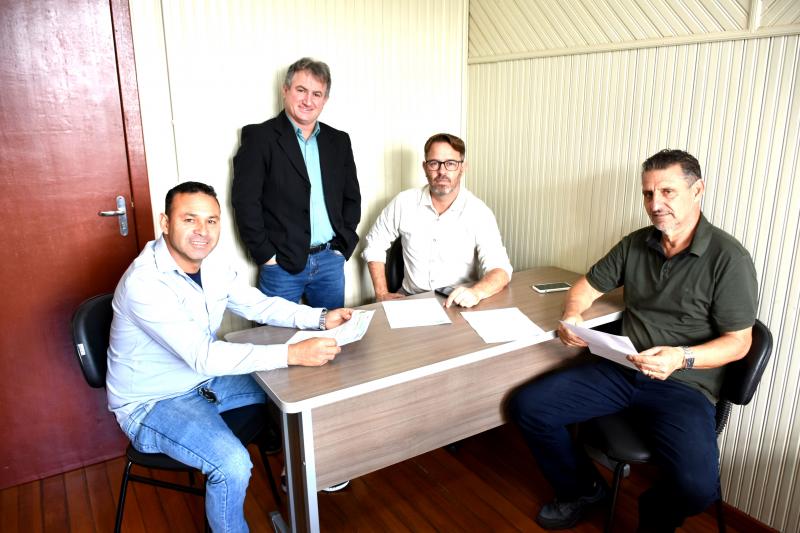 CCJ analisa emendas ao ITBI e dá parecer favorável a projeto sobre transporte oficial